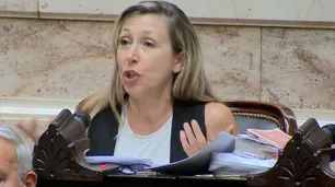 Bregman le contestó a Milei tras sus dichos sobre "la chilindrina troska": "Fue un chiste más que no deja de ser machista"
