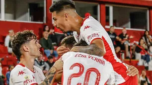 Rosario Central llegaba entonado del clásico, pero Huracán lo frenó en seco en Patricios: 2-0