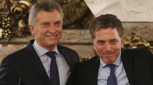 El riesgo país podría ceder 100 puntos más antes de las PASO