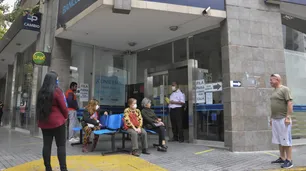 Por la marcha de la CGT, los bancos dejan de atender al público desde las 11