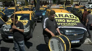 Caos de tránsito en el centro porteño por tres protestas en simultáneo