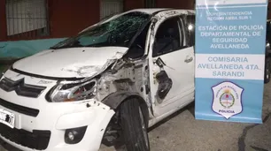 Robo, persecución y tiroteo entre la Policía y tres delincuentes en Avellaneda