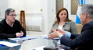 Pese a la parálisis parlamentaria, buscan reactivar un proyecto para atraer dólares