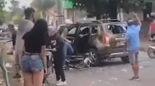 Merlo: atropelló a varios jóvenes que festejaban en la calle, lo molieron a golpes y botellazos