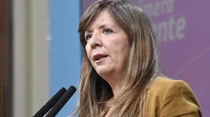 Cerruti no duerme: de madrugada tildó de "disparate" a versiones sobre el Ministerio de las Mujeres
