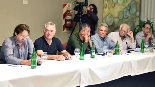 Lavagna tuvo su primera cumbre de apoyo de dirigentes y sindicalistas