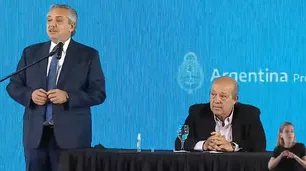 Alberto Fernández: "Corrientes acaba de vivir una tragedia, pero no escribimos en Twitter ni hacemos publicidad con eso"