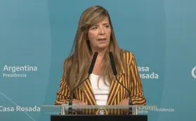 Cerruti cruzó a Ayuso por sus críticas al peronismo: "Macri dejó un país endeudado y pobreza récord"