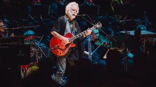 Falleció Bob Weir, fundador y guitarrista de la mítica banda Grateful Dead