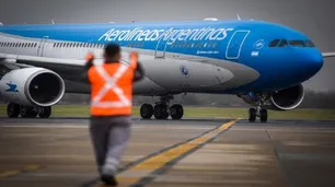 Paro de controladores: Aerolíneas Argentinas denunció bloqueo de vuelos fuera de la medida de fuerza