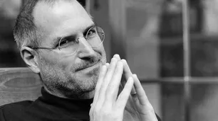"Hueles a inodoro": la tormentosa relación de Steve Jobs con su hija revelada en un libro