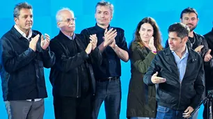 Meses sin hablar, vetos cruzados y una lista de unidad en tiempo de descuento para el PJ bonaerense