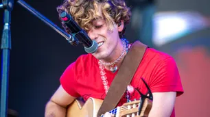 Tras su paso por el Lollapalooza, Guitarricadelafuente anunció show en Argentina