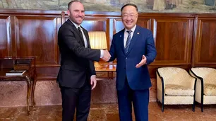 Martín Guzmán se reunió en Venecia con viceprimer ministro de Corea del Sur
