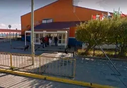 Tiene 11 años, le robó a su maestra y los padres usaron las tarjetas de crédito