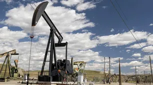 La oferta de petróleo crudo superará a la demanda, pese a los recortes de la OPEP