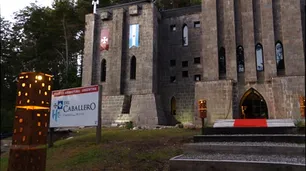Se vende el imponente y lujoso Del Caballero Castillo Hotel en la Patagonia por U$3 millones