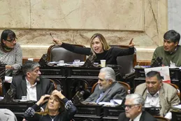 Myriam Bregman: "Aquellos que se dicen opositores se dieron vuelta como una media"