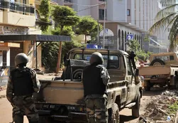 Terminó la toma de rehenes en un hotel de Mali con al menos 27 muertos