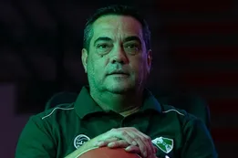 Las ilusiones de Gustavo Peirone en su tercera temporada en Atenas