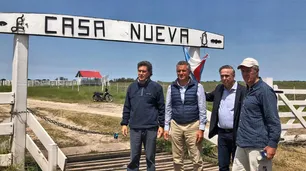 Pichetto se sacó una foto con los Etchevehere "en defensa de la propiedad privada"