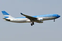 Aerolíneas Argentinas retiró ocho aviones de su flota tras la falla en un despegue