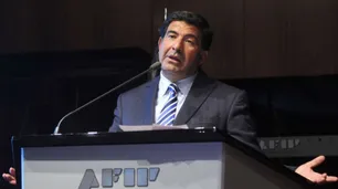 Ricardo Echegaray, afuera: el Gobierno lo expulsó de ARCA al quedar firme su condena en la causa Oil Combustibles