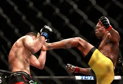 UFC | Emotivo triunfo de Anderson Silva