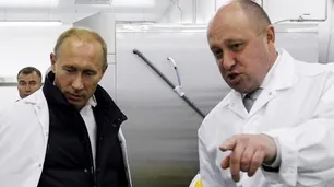 “Si crees que no es para tí, te ejecutamos”, así recluta presos rusos “el cocinero de Putin”