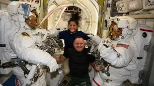 Historia de vida: quiénes son Butch Wilmore y Suni Williams, los astronautas varados de la NASA