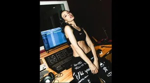Tu Banda en RePerfilAr: Juli García, una solista que hace ruido en las redes sociales