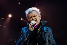 Billy Idol noqueó al Luna Park a puro punk