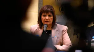 Paquetes bomba en La Rural: la hipótesis de Patricia Bullrich apunta a "sectores anarquistas y extremistas veganos"