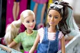 Ahora sí: Mattel hará una película de acción real de Barbie