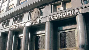Investigan un posible hackeo al Ministerio de Economía