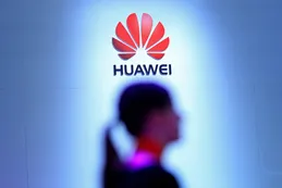 Huawei rebajó el sueldo de trabajadores por enviar mensaje desde un iPhone