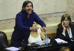 Con el conflicto chileno de escenario, la Izquierda cierra una campaña caliente