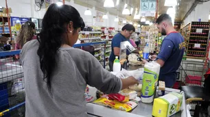 Pymes bonaerenses piden que el Estado cubra el 100% de los salarios de mayo