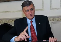 Hermes Binner: "No nos interesa desestabilizar al gobierno"