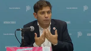 Kicillof mantendrá las escuelas cerradas y volvió a hablar de las vacunas de Almeyda