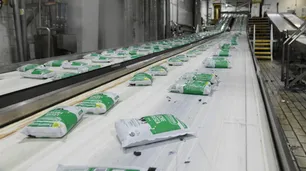 Arcor y Danone avanzan sobre el mercado lácteo: la estrategia detrás de la compra de Mastellone