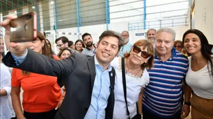 Tras las críticas a Milei, Axel Kicillof renovó a los directores del Banco Provincia por decreto