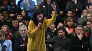 Diana Conti: "Deberíamos marchar hacia una Constitución que arraigue la nueva realidad argentina"