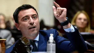 Rodrigo de Loredo responde por la cantidad de empleados provinciales: “No mentí, me quedé corto”