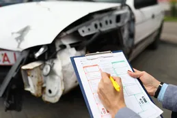 Tres cosas que hay que saber antes de llamar a un abogado en accidentes de tránsito