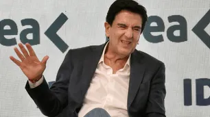 Carlos Melconian se diferenció de Caputo por la ropa: "No voy a las ofertas pijoteras de Miami para quedar como un payaso”