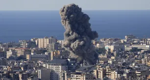 Más bombardeos en Beirut y Hezbolá intentó alcanzar una de las casas de Netanyahu con un dron