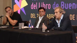 Jorge Fontevecchia en la Feria del Libro: "Los cuestionamientos al periodismo inquisidor esconden una crítica a la división de poderes"