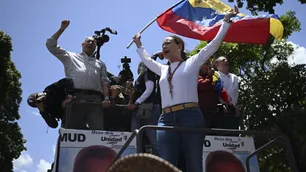 María Corina Machado desafió a Maduro en las calles de Caracas, y el chavismo respondió que seguirá con la represión