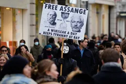 Julian Assange podría ser condenado a 175 años de cárcel si es extraditado a EEUU